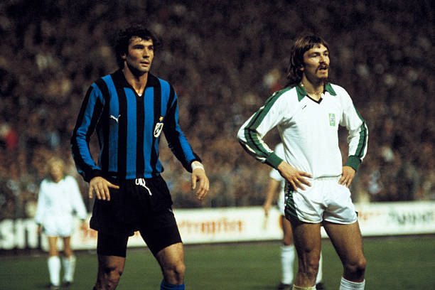 羅伊斯都以 羅伊斯都以